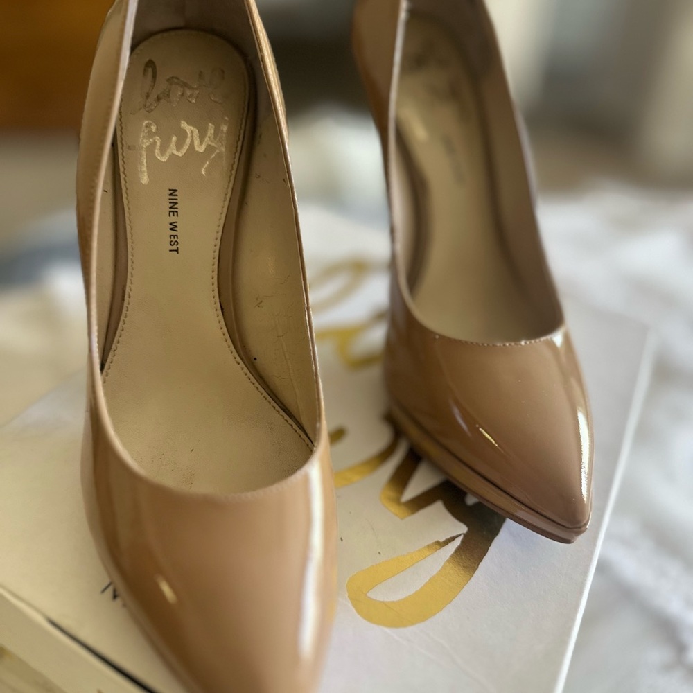 Nine West Tan Patent Leather Heels